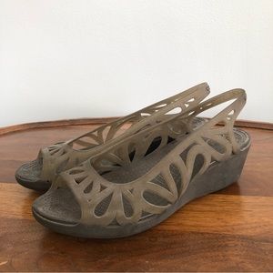 Crocs Women's Adrina III Brown Jelly Wedge Slingback Peep Toe Slip On Sandals 8
